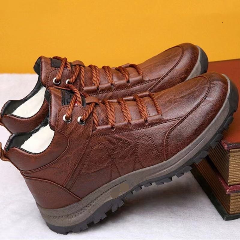 2024 autumn and winter new casual sports men's plus veet cotton shoes for men