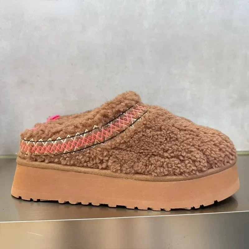 2024 New Women Fur Slippers Ankle Boots Flats Platform Short Plush Warm Flip ps Cotton Shoes Designer Brand Winter Snow Botas 9867 73f6