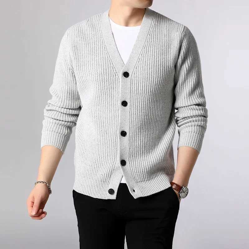 Autumn and winter mens knitted cardigan Korean long sleeved slim button top sweater orange knitted mens knitted top size Xxxl CL240923