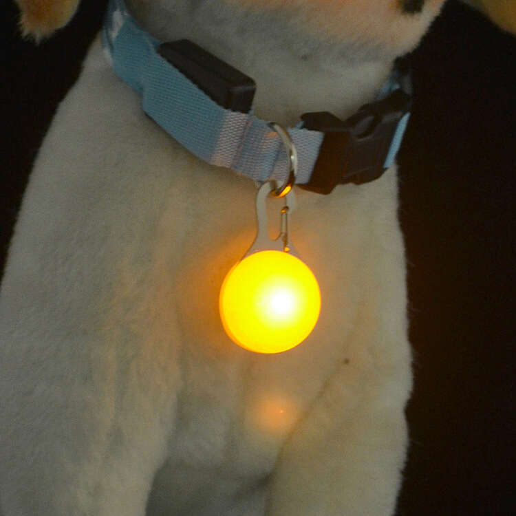 Manufacturers of cat accessories, collars, tags, dog products, innovative pet supplies and accessories