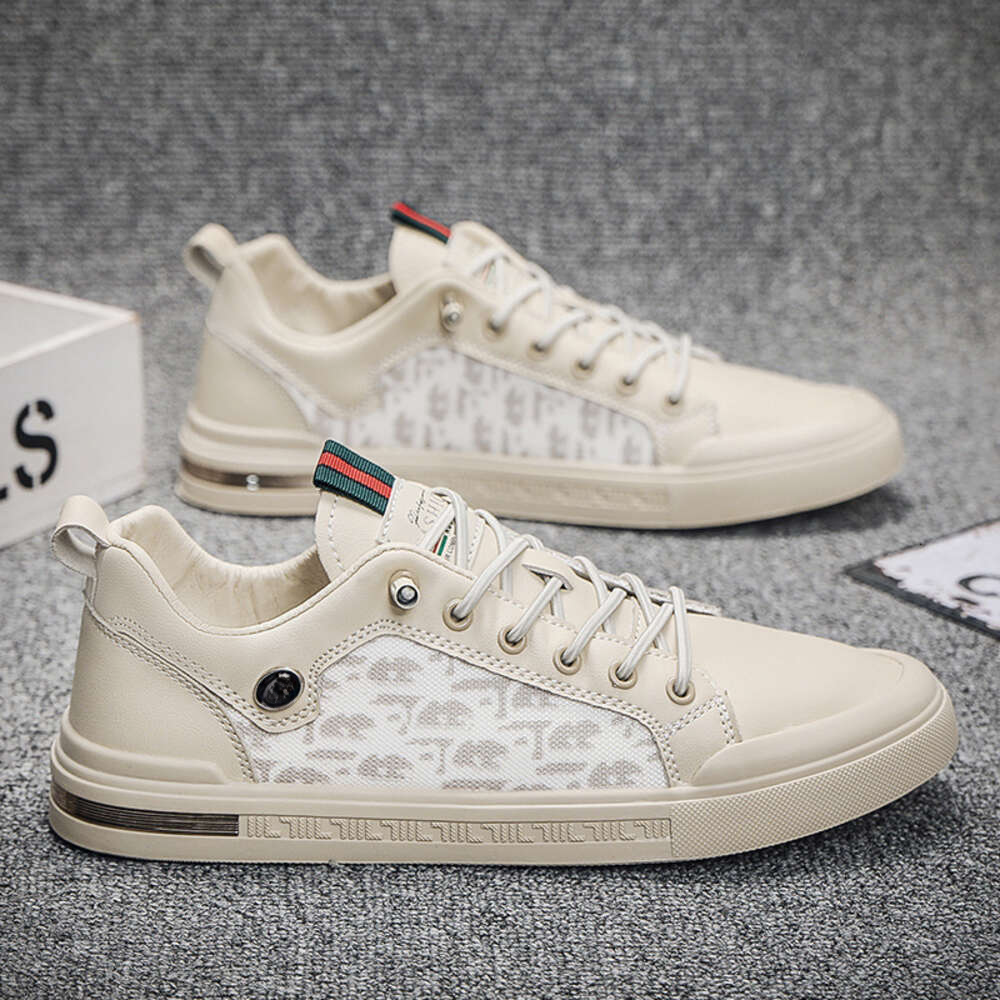 2024 Summer New Korean Style Fashion Casual Board Breathable Mesh Soft Bottom Thin Sports White Shoes Men Designer shoes dh1102219088 dh1102219088