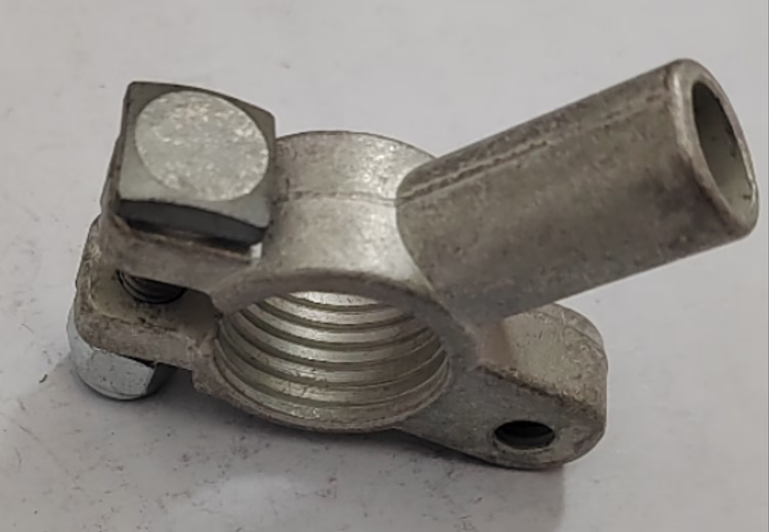 Positive Battery Terminal Connector for Automotive Use - Durable Material