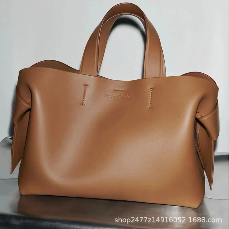 Niche Bow Tote Bag New Designer Leather Casual Commuting Bag One Shoulder Women's Soft Handbag