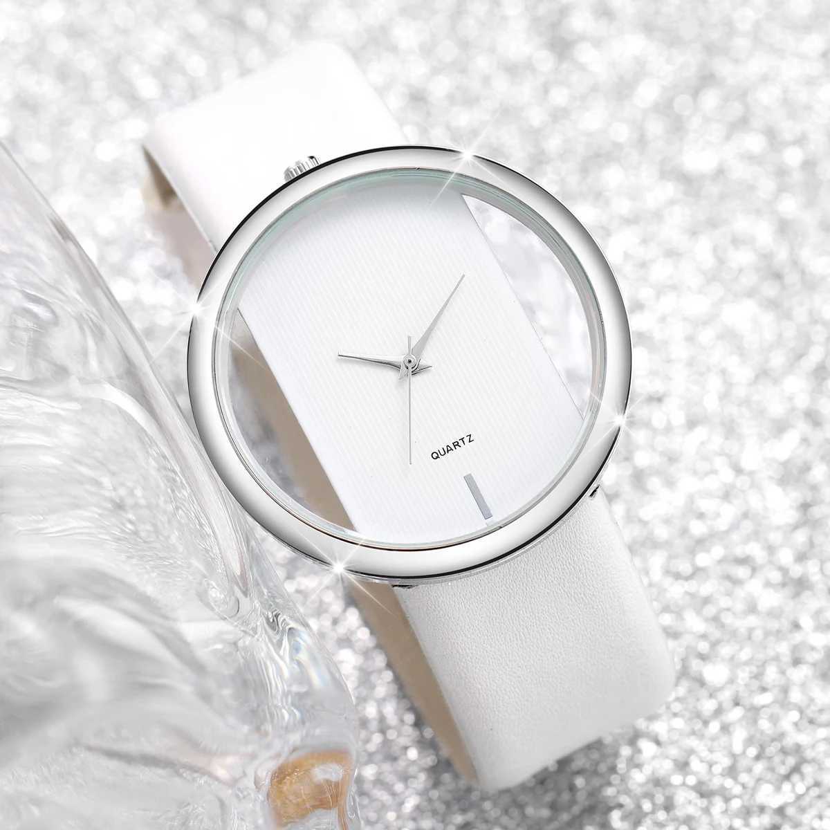2PCS/Set Womens Watch Pearl Diamond Bracelet Set Fashion Hollow Dial Leather Band Quartz Watches(Without Box)X240923