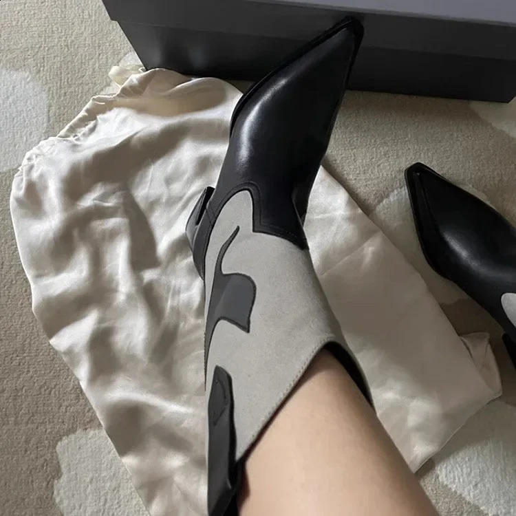 Boots Womens Retro Pointed Toe Totem Cowboy Boots Strange Heel Mixed Color Thick Sole Autumn Winter Women Shoes Western Style 240921