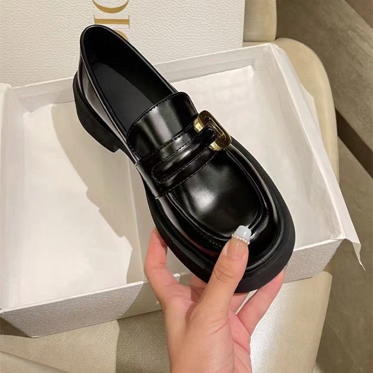 Women Casual Shoes Fashion Leather Shoes Slip On Loafers Shoes Soft Sole Comfort Trendy Shoes Triple Black Free shipping
