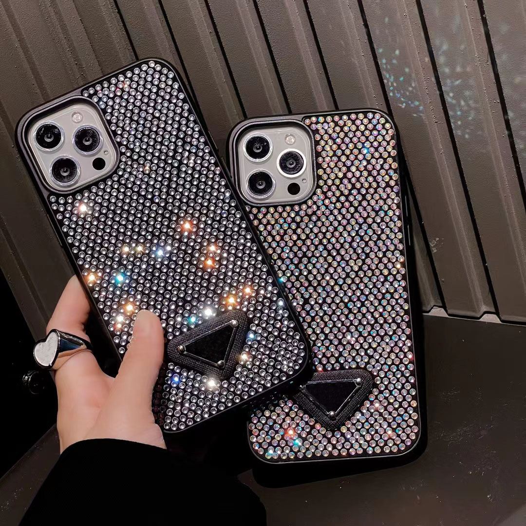 Luxury Crystal Glitter Triangle Phone Cases Bling Rhinestone Diamond Shell for iPhone 17 17Air Air 17PROMAX 16 15 14 13 12 pro Max Fashion Women Case Back Cover Retail