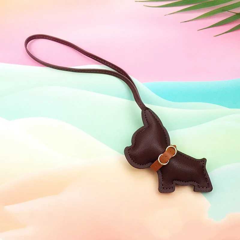 Keychains Lanyards Bag Parts Accessories New Fashion Cute Bulldog Leather Keychain Female Girl Gift H250217