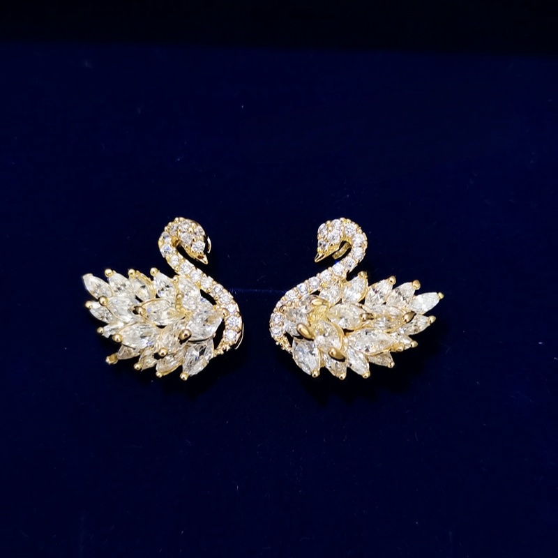Designer earring swan shaped zirconium stud earrings with gold-plated copper body and design for high quality and luxury earrings