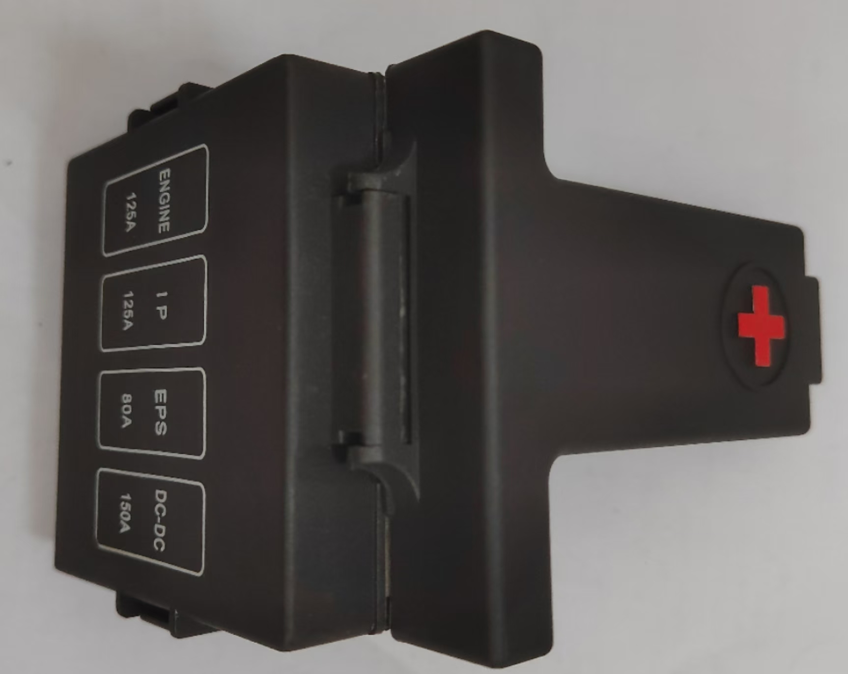 Durable Car Electrical System Fuse Box - Four Outlets Available