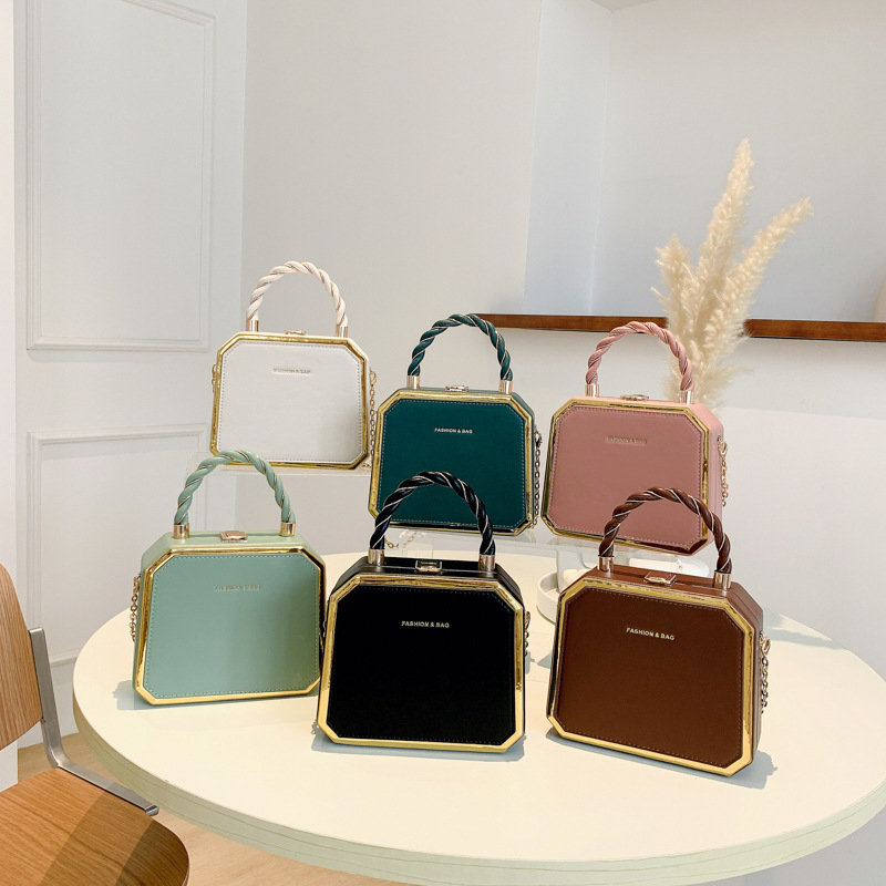 High-end and elegant handbag 2024 autumn casual simple box bag versatile chain shoulder bag