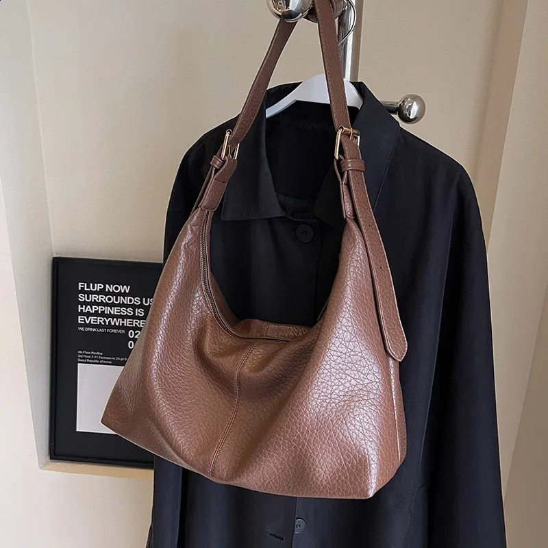 Fashion Simple Large Capacity Shoulder Bags Women Retro Big PU Leather Tote Bag Solid Handbag High-capacity Hobo Bag 240918