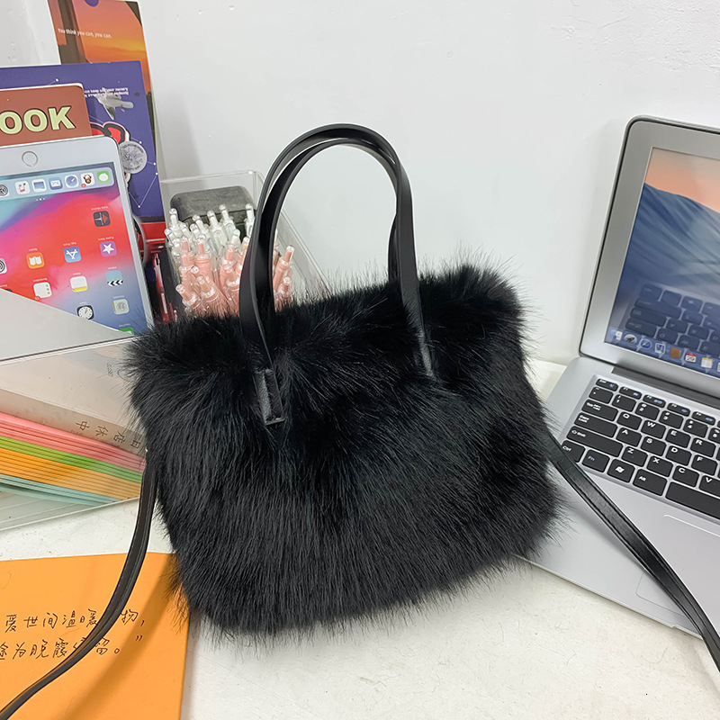 2025 Autumn And Winter New Women's Casual Handbag Multifunctional Niche Designer High-end Cross-border Plush Bag Women's Fashion Bag