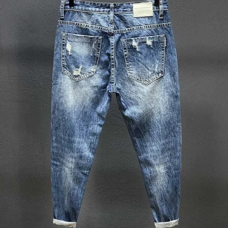 Tear open mens jeans with crack print hole pattern Trouser aesthetic tapered Harajuku classic handcart Xs mens jeans 240921