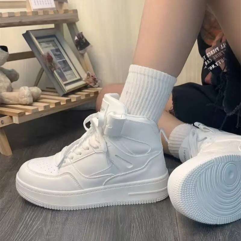 Haruku Style White High-top Sneakers Flat Autumn Women's 2023 New Thick Bottom Versatile Skate Shoes Trendy