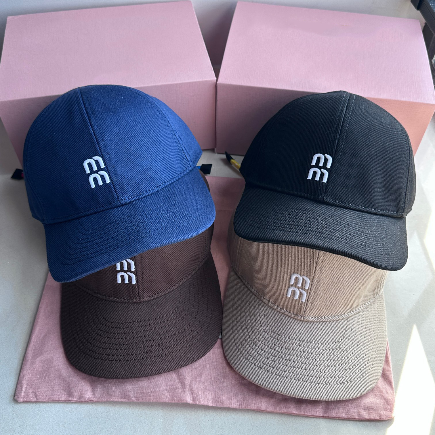 Men Women Ball Cap With Letter Embroidery Designer Caps Drawstring Adjustable Black Brown Blue Sunbonnet Hat For Sunshade