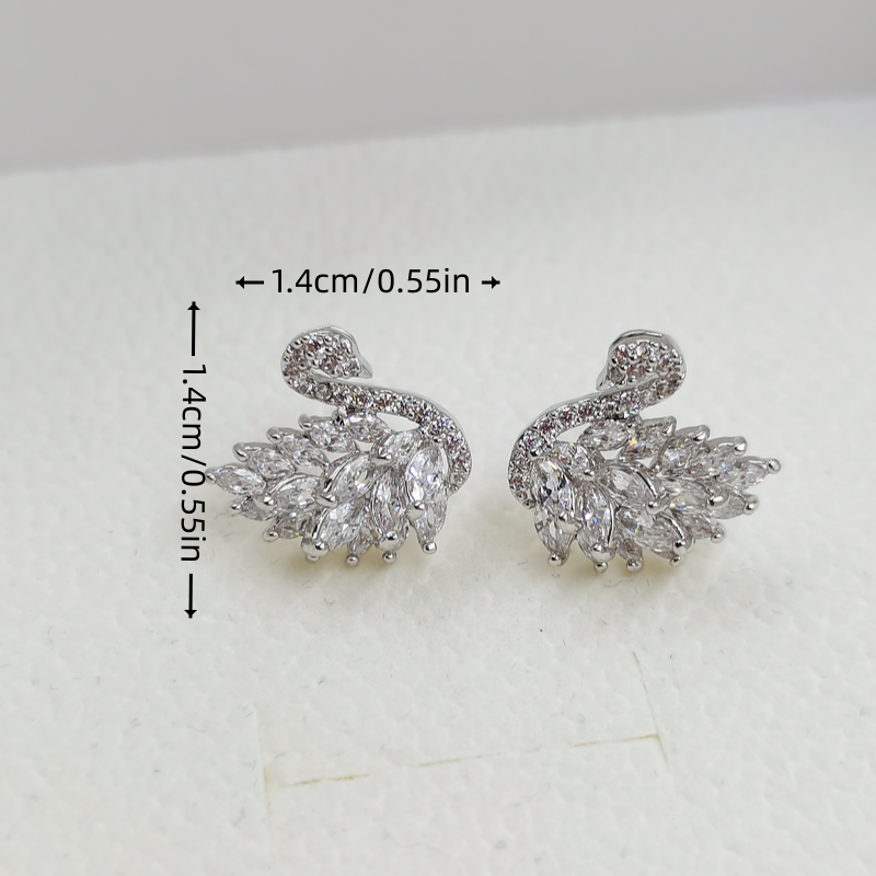 Earring for woman swan shaped zirconium stud earrings with gold-plated copper body and design for high quality and luxury earrings