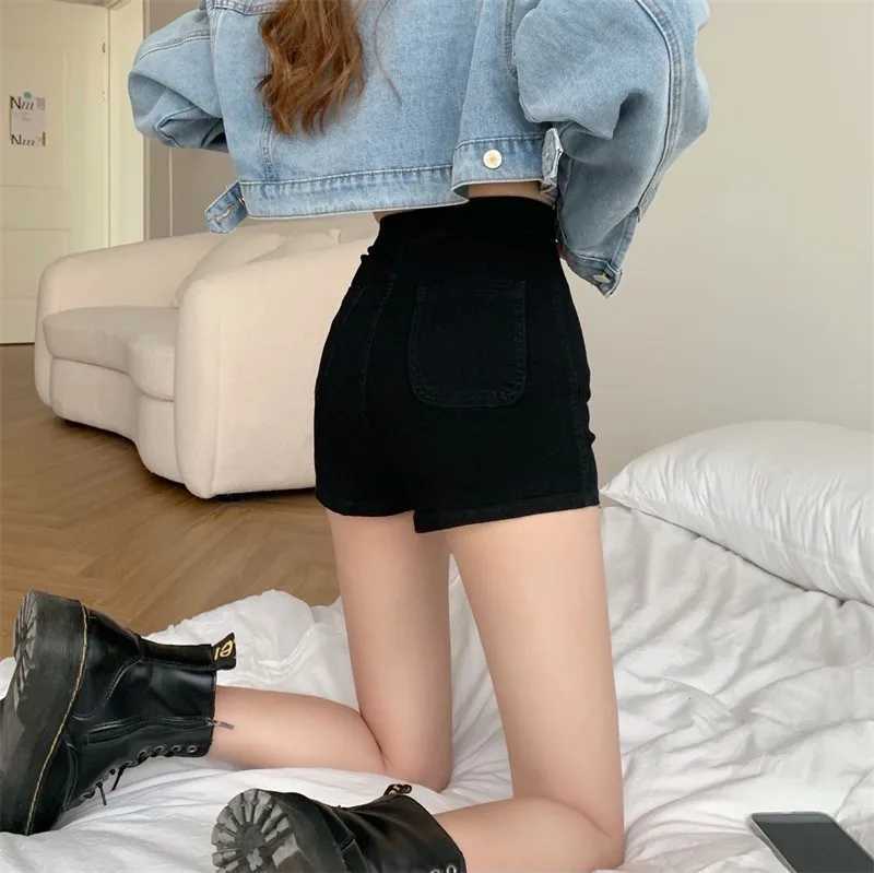 New Summer Women High Waist Button Wigh Leg Jeans Shorts Casual Female Loose Blue Denim Shorts Black WhiteX2409