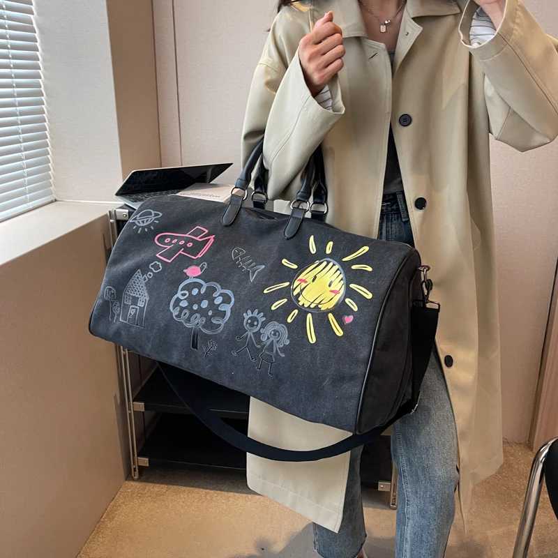 CMM Duffle Bags Cartoon Print Canvas Travel Bag for Women Weekend Outdoor Party Large Sport Gym Shoulder Dry Wet Separation 240923