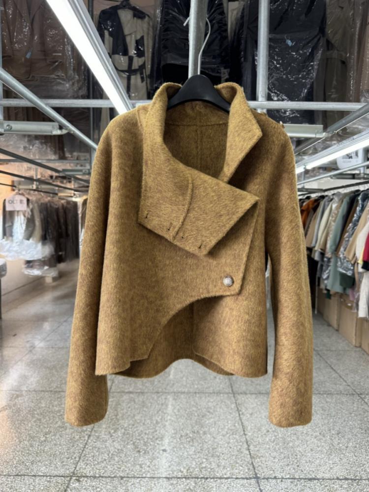 Stand Collar Office Lady Short Design Feeg Woolen Jackets 2024 Autumn And Winter Single Breasted Loose Women Wool Coats