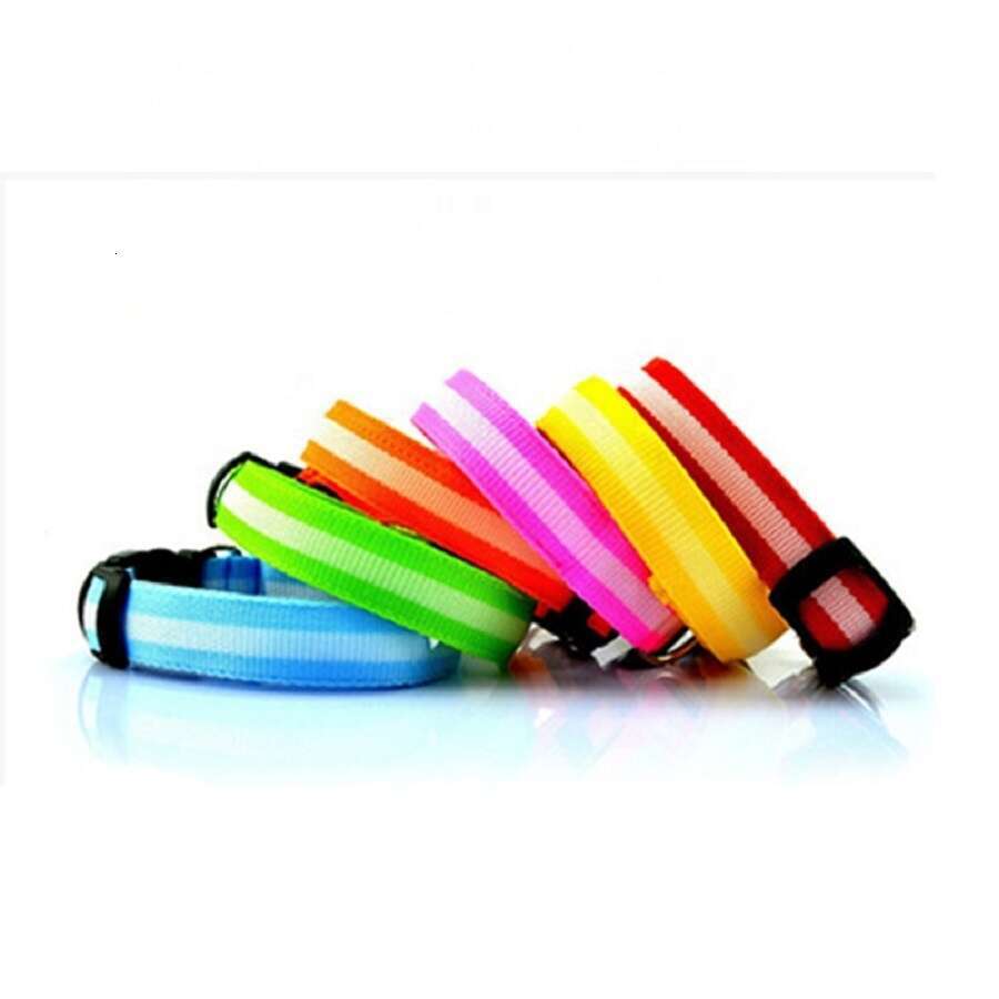 Adjustable LED flashing training dog luminous fluorescent collar, pet supplies