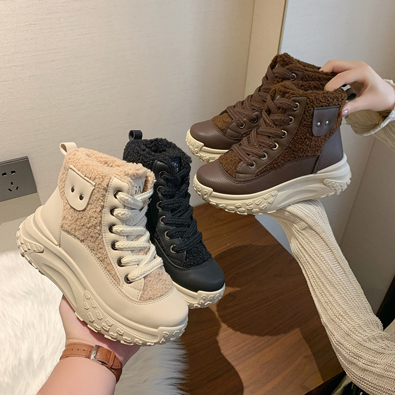 2024 winter high top veet white New Korean version height increasing sports and leisure shoes
