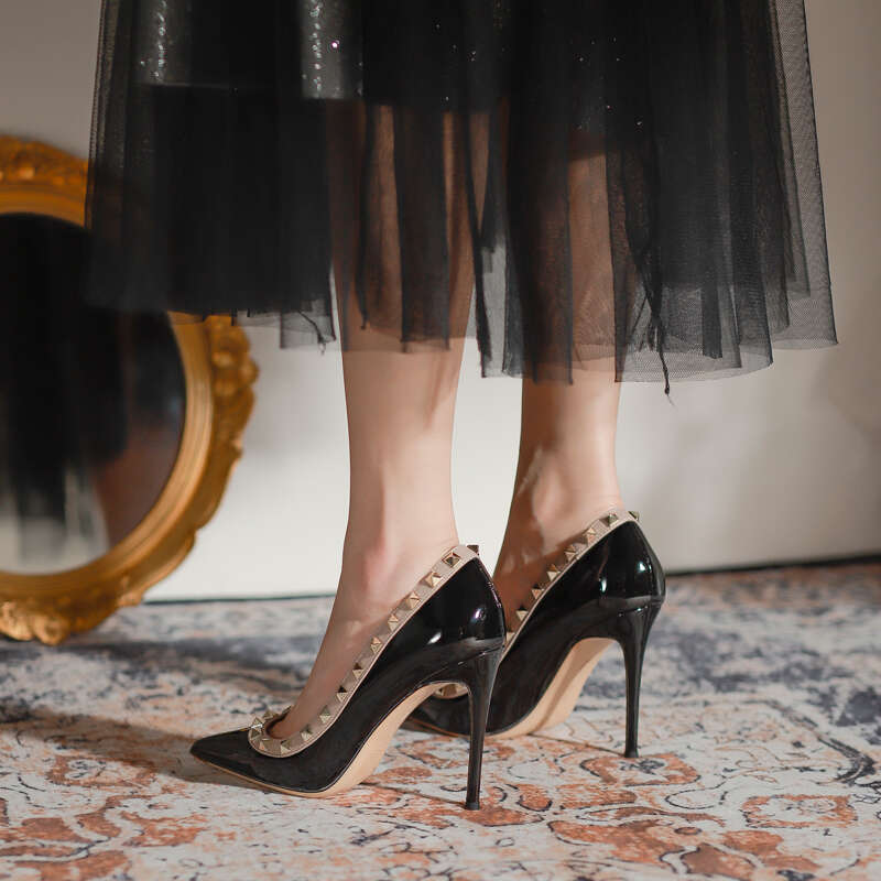 New Brand High Heels Metal Rivet Pointed Black Pumps Fashion Sexy Genuine Leather Women's Single Shoes