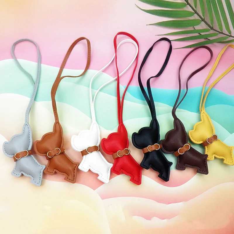 Keychains Lanyards Bag Parts Accessories New Fashion Cute Bulldog Leather Keychain Female Girl Gift H250217