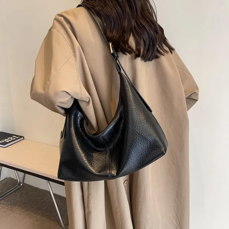 Fashion Simple Large Capacity Shoulder Bags Women Retro Big PU Leather Tote Bag Solid Handbag High-capacity Hobo Bag 240918
