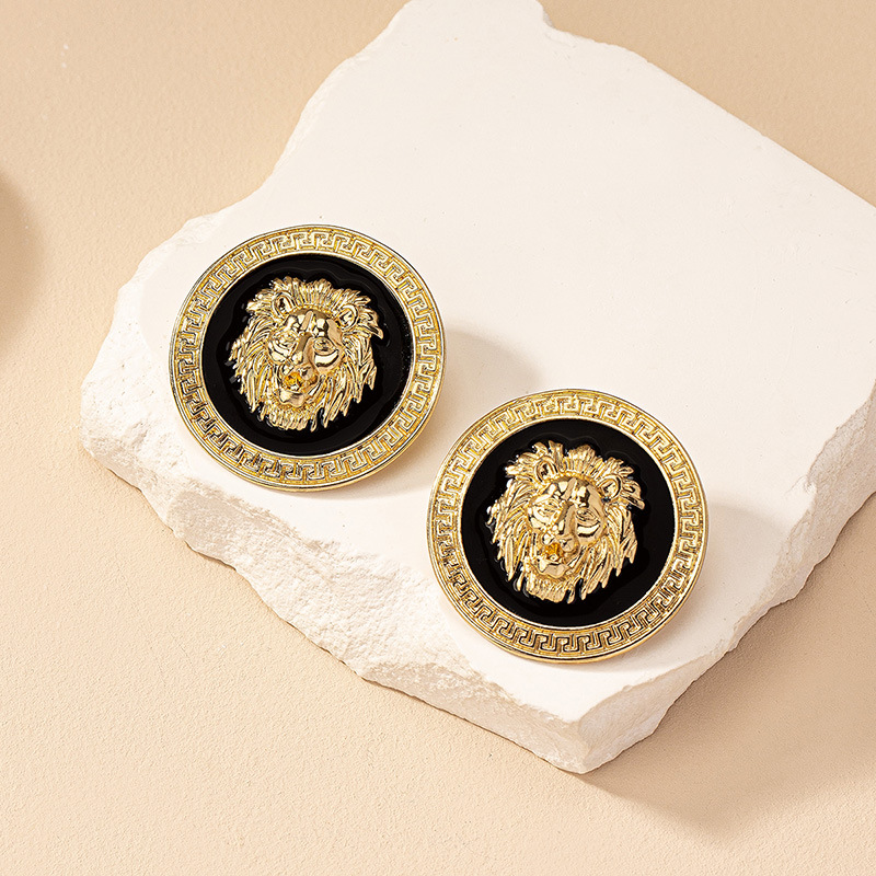 New Fashion Geometric Vintage Lion Head Stud Earrings Premium Exquisite Earrings Free shipping