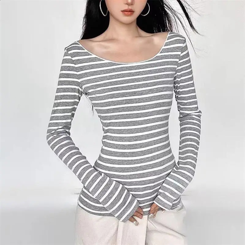 Y2K Grunge Emo 00s Vintage T-Shirt Black Grey Striped Off Shoulder Long Sleeve Jumper Top Chic Women Autumn Retro Goth Tee Shirt 240923