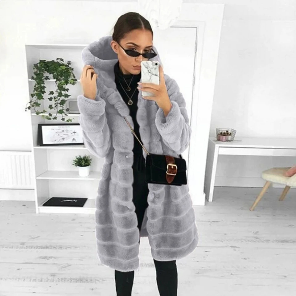 2023 Cross border Loose Fall Winter Versatile Fur Thickened Hooded Womens Mink Fur Coat 240921