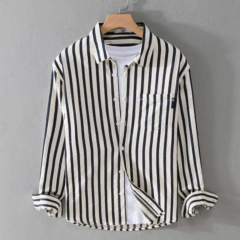 Spring and Autumn Mens Square Neck Button Stripe Pocket Loose Trendy Casual Fashion Elegant Commuting Long sleeved Shirt 240924