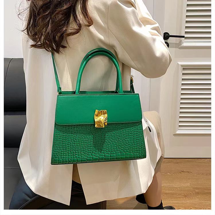 2024 Large Capacity Crocodile Print Lock Women's Crossbody Handbag 4 4e24c