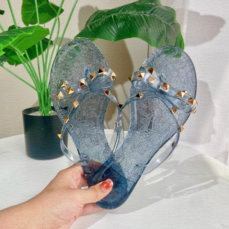Wholesale Cheap Summer Comfortable Flat Rivet Women Flip Flop Sandals 73f4