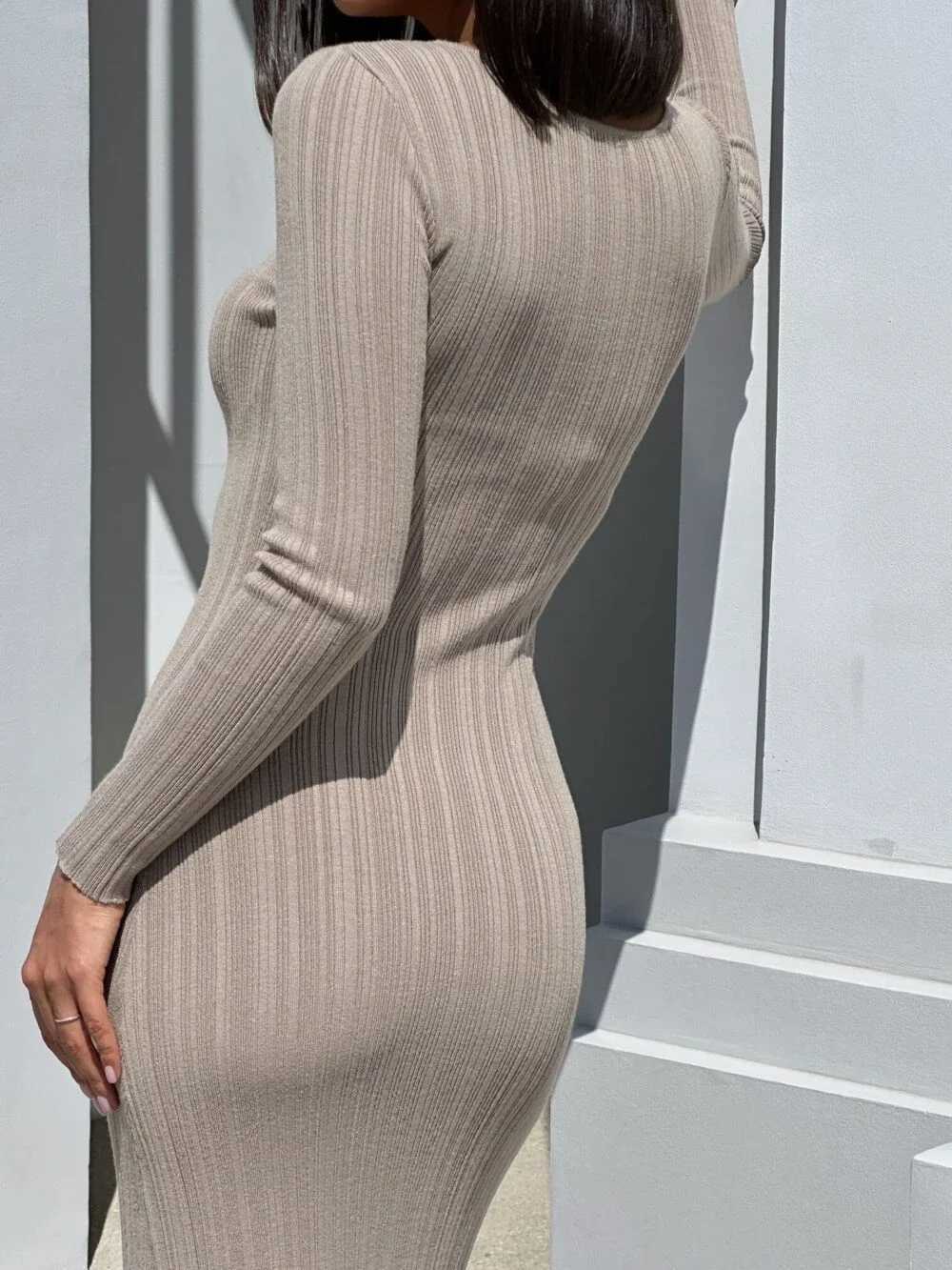 Autumn Long Slve Knitted Maxi Dress Women Elegant Sexy Pit Strip O-Neck Bodycon Evening Party Dresses 2024 Lady Casual Dress X2504031