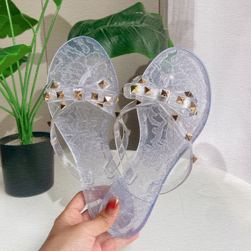 Wholesale Cheap Summer Comfortable Flat Rivet Women Flip Flop Sandals 73f4