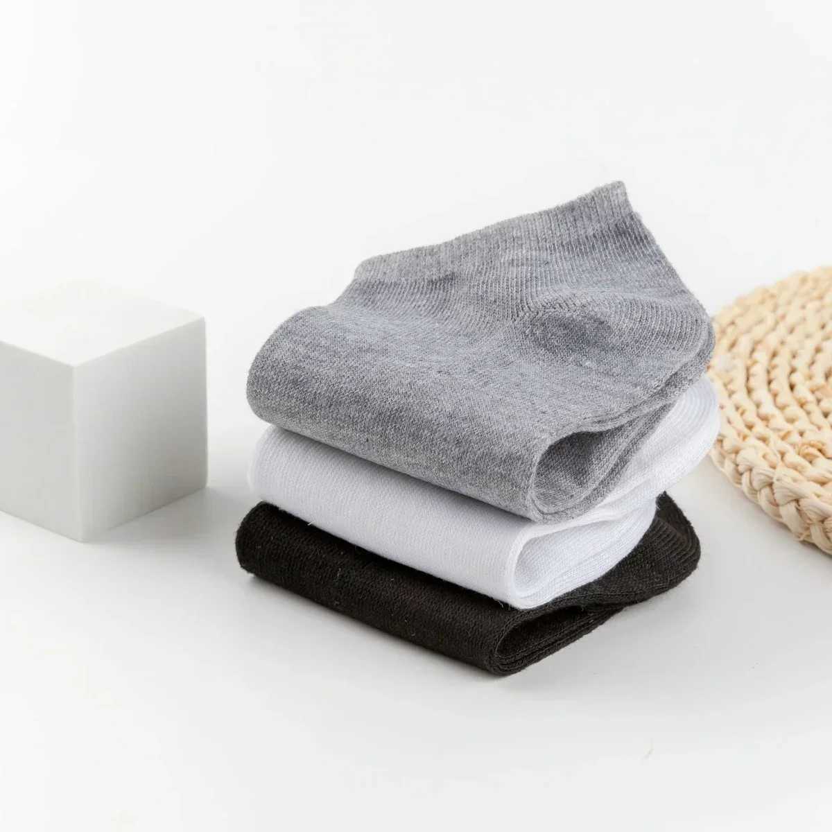 10/5Pairs Men Ankle Socks Solid Color Black White Gray Invisible Breathable Cotton Sports Socks Male Short Socks Women Men SoxX240923