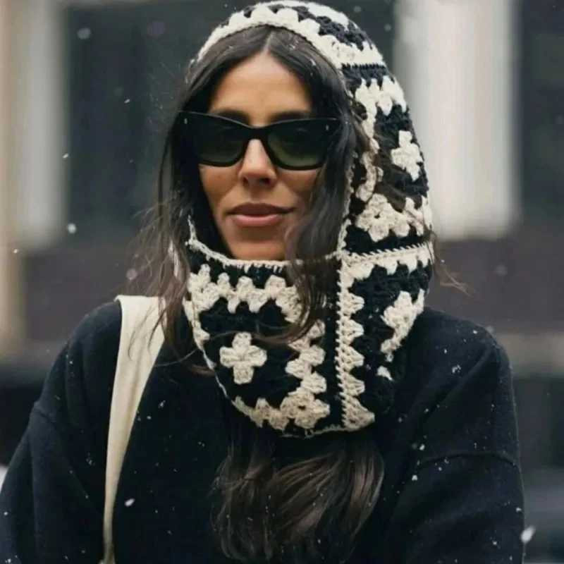 Womens knitted Balaclava hat handmade crochet flower square wool one-piece Beanies collar warm retro Ins zipper hat ski hat W240924