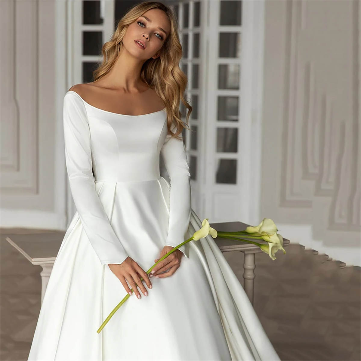Simple A Line Wedding Dress O Neck Long Sleeve Bride Gowns Sweep Train Satin Bridal Dresses Custom Made High Quality