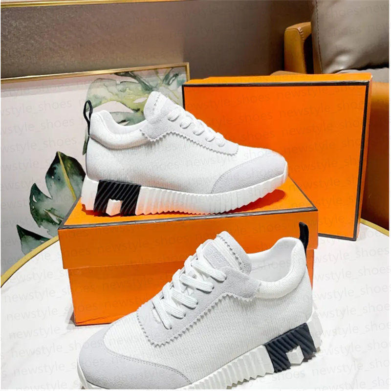 Street Style Plain Logo Platform Sneakers Designer Men Bouncing Sneaker Luxury Shoes Light Sole Mesh Suede Goatskin Breathable Trainers Color Grey White Black TK1