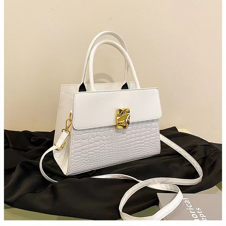 2024 Large Capacity Crocodile Print Lock Women's Crossbody Handbag 4 4e24c