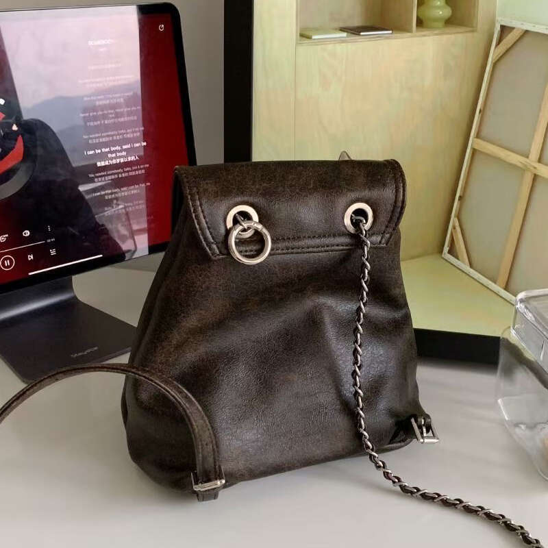 England Style Small Backpac For Women Designer Handbags And Purses 2024 New In PU Imitation Cow Leather Rivet Shoulder