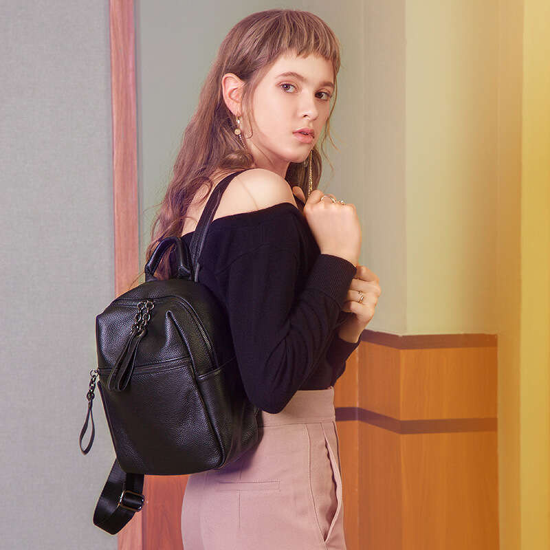 Black Leather Backpack hot Women: Stylish Preppy Schoolbag for 2024