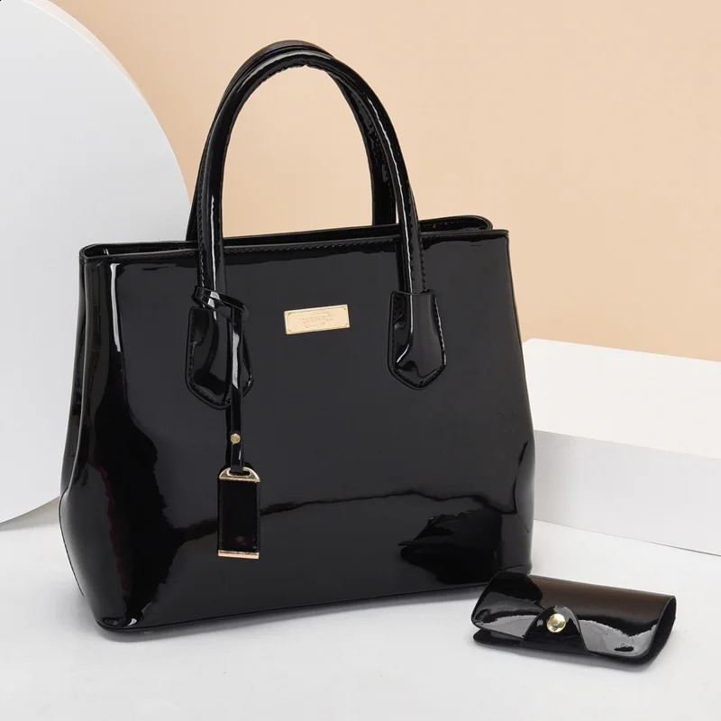 Womens Handbag High Quality Patent Leather Womens Bag Fashion Shoulder Bag HandbagCard Bag er Messenger Bag ww 240929