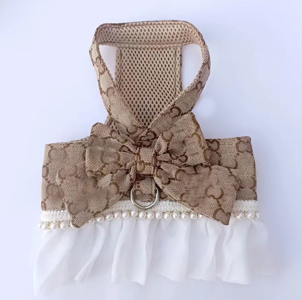 Designers classic letter pattern pet strap with butterfly bow and no pull soft mesh dog suit with D-ring anti escape princess kitten strap suitable fo