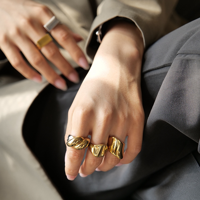 Minimalist Ins18k Gold Stainless Steel Simple Cluster Rings for Women Men Desinger Luxury Fashion Engagement Jewelry Gifts Fressshipping Wholesales