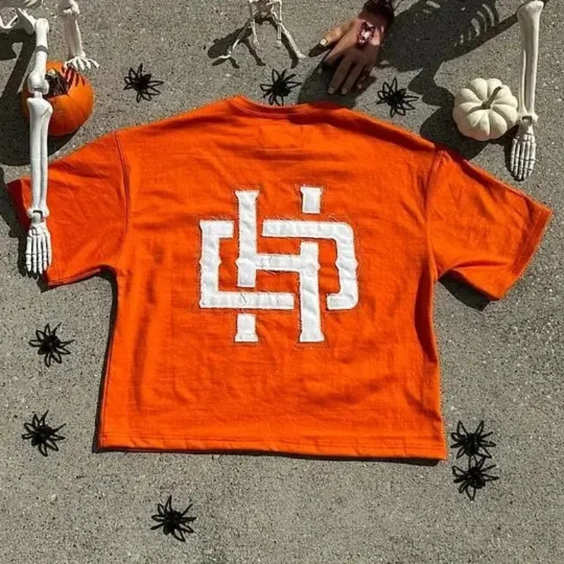 Harajuku hip-hop version anime letter printing oversized short sleeved T-shirt Y2k mens casual loose fashion retro top 240924