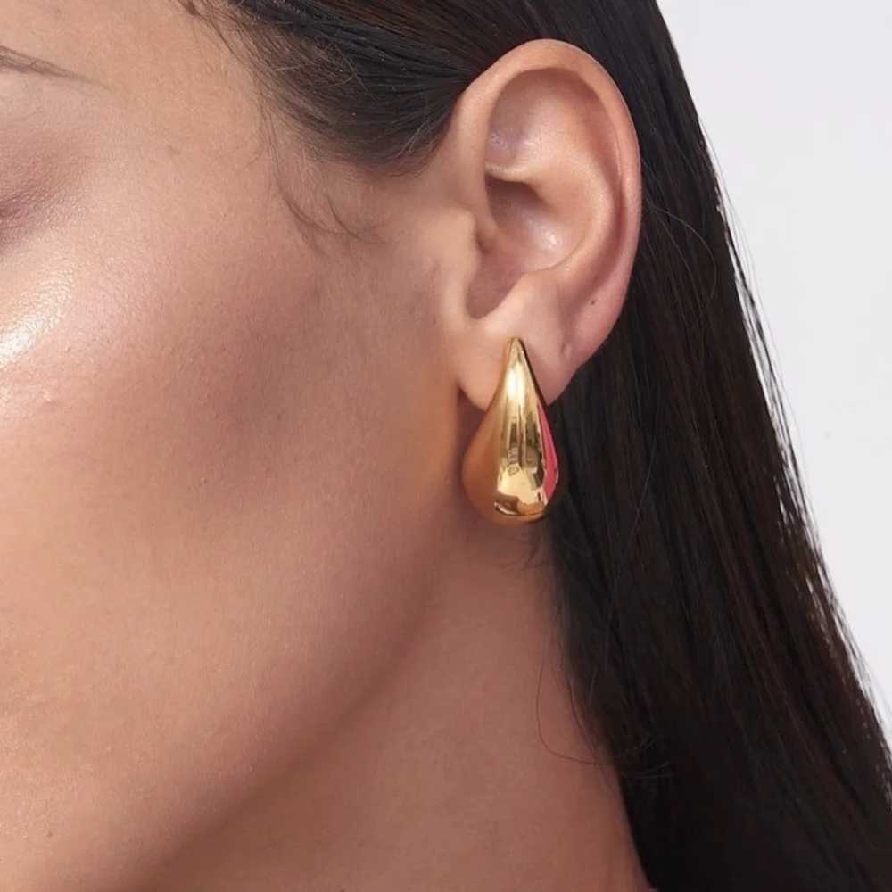 10-31mm 18K gold-plated stainless steel retro thick water droplet earrings used for womens statement wedding jewelry gifts W240923