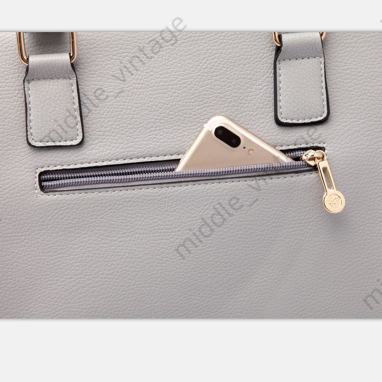 Ins Same Trendy Brand PU Material Portable Fashion Dog Poodle Chihuahua Outing Breathable Mesh Pet Bag